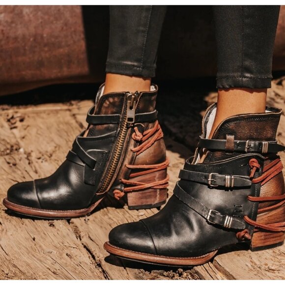 FreeBird Crue Leather Backlace Boots Women 8 Black Buckle Moto Western Rockstar - Picture 2 of 16